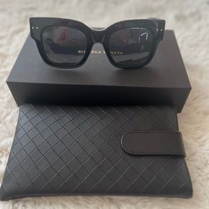 Bottega Veneta brand new leather frame Sunglasses